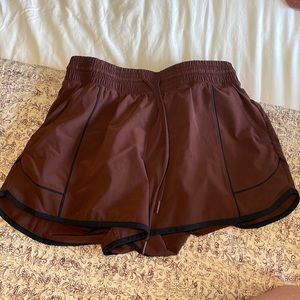 Maroon YBP by Abercrombie Athletic Shorts 👟